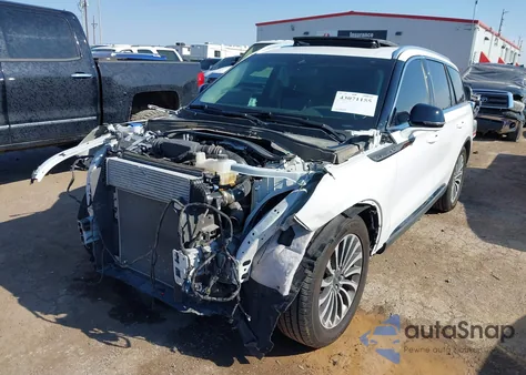 2021 Lincoln Aviator Reserve z USA, uszkodzony, nr VIN 5LM5J7WC4MGL05133